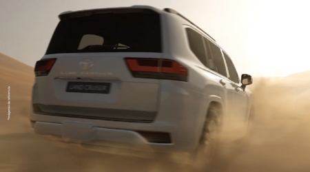 Toyota Land Cruiser 300 VXR Diesel 3.3L Twin Turbo A/T 2022